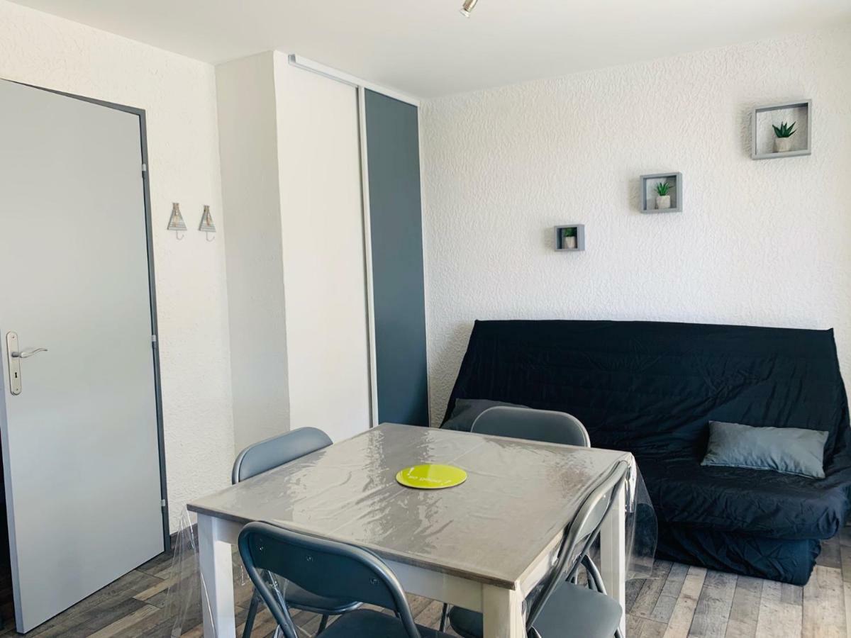 La Pinede Apartment กรุยซ็อง ภายนอก รูปภาพ